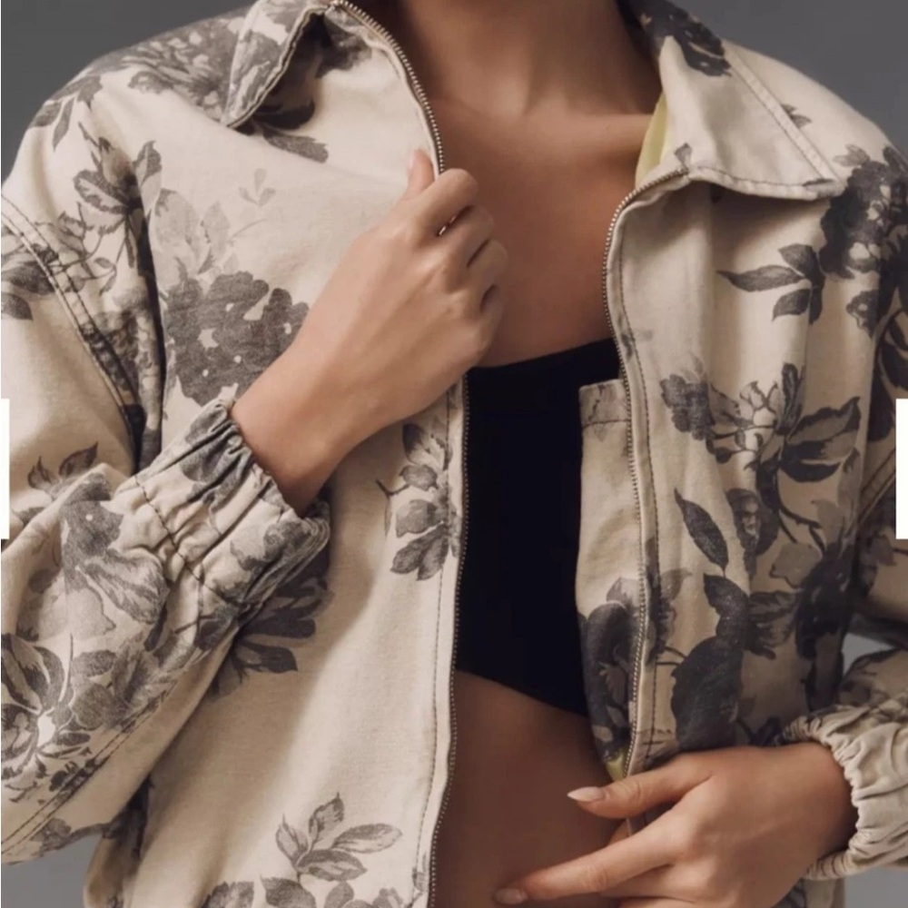 The Riley Bomber Jacket - - Picture 5 of 6